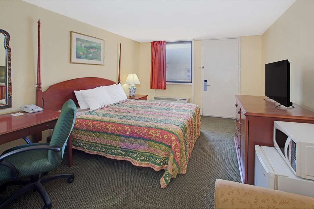 Days Inn By Wyndham College Park Airport Best Road Quarto foto
